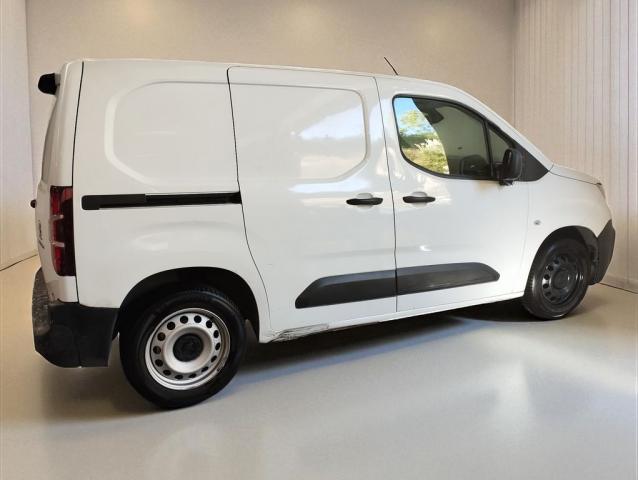 Peugeot Partner image 2
