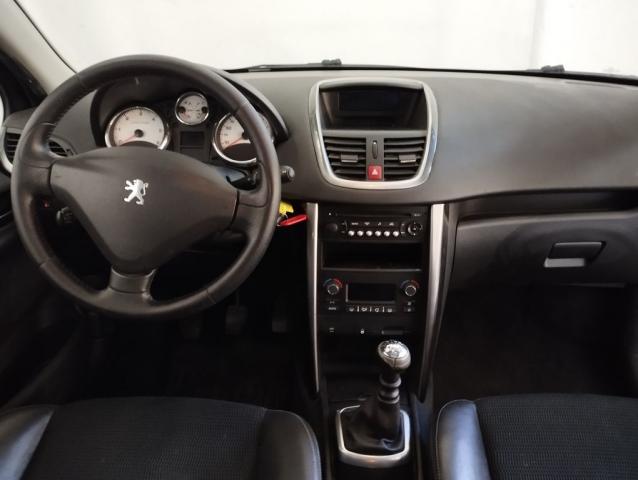 Peugeot 207 Sw image 1