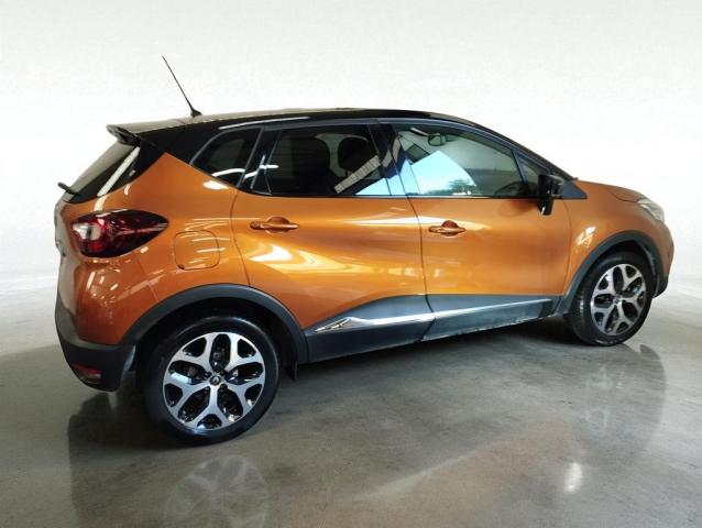 Renault Captur image 2