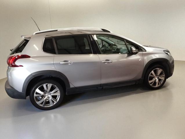 Peugeot 2008 image 1