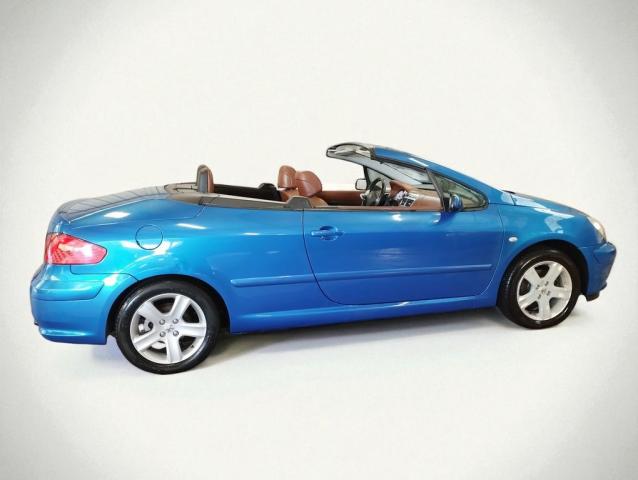 Peugeot 307 Cc image 2