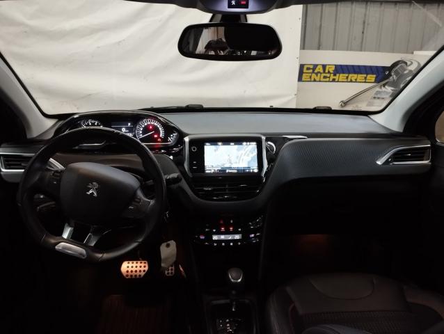 Peugeot 2008 image 1