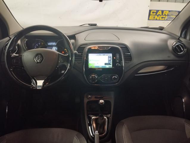 Renault Captur image 2
