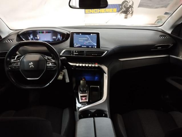 Peugeot 3008 image 1