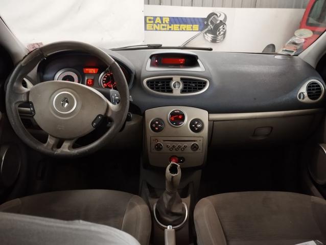 Renault Clio image 1