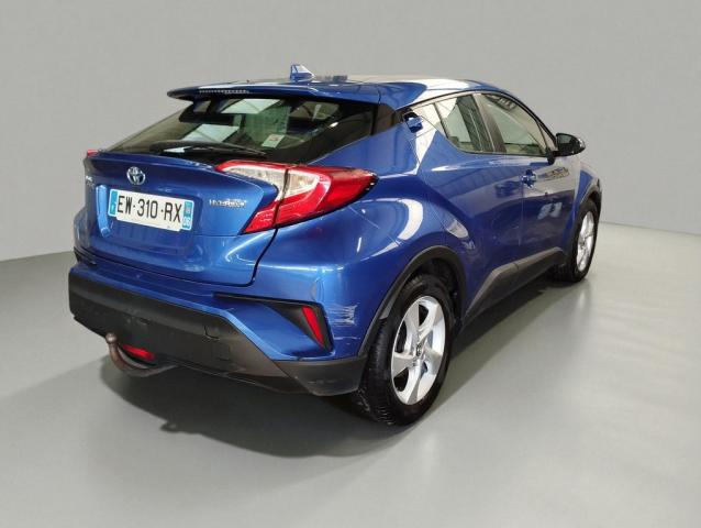 Toyota C-Hr image 2