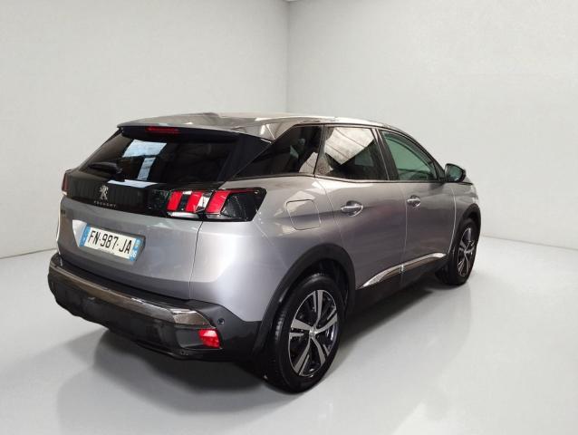 Peugeot 3008 image 1