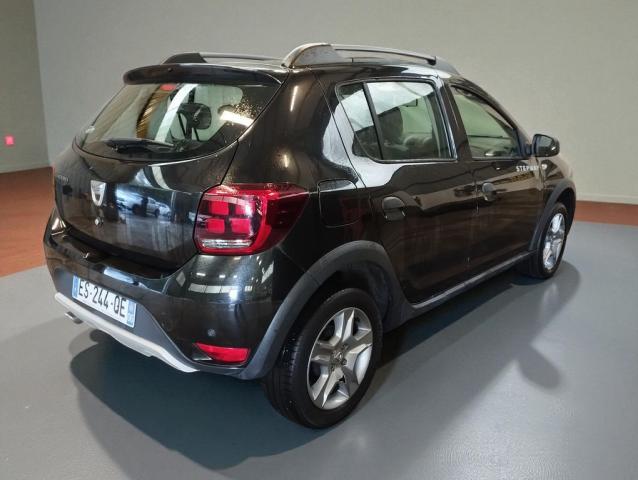 Dacia Sandero image 2