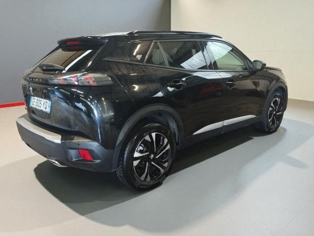 Peugeot 2008 image 2