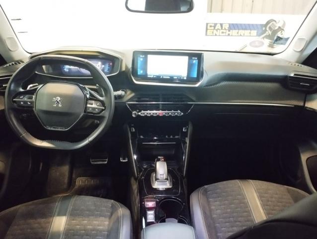 Peugeot 2008 image 1