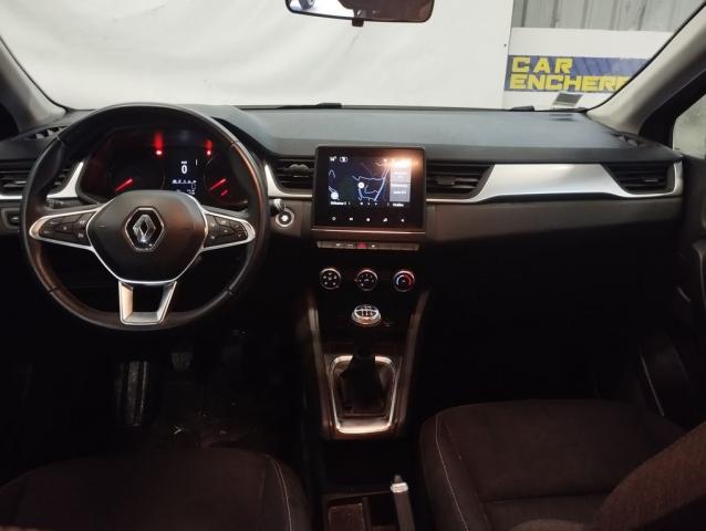 Renault Captur image 2