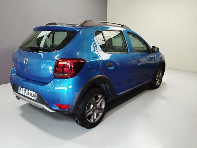 Dacia Sandero image 2