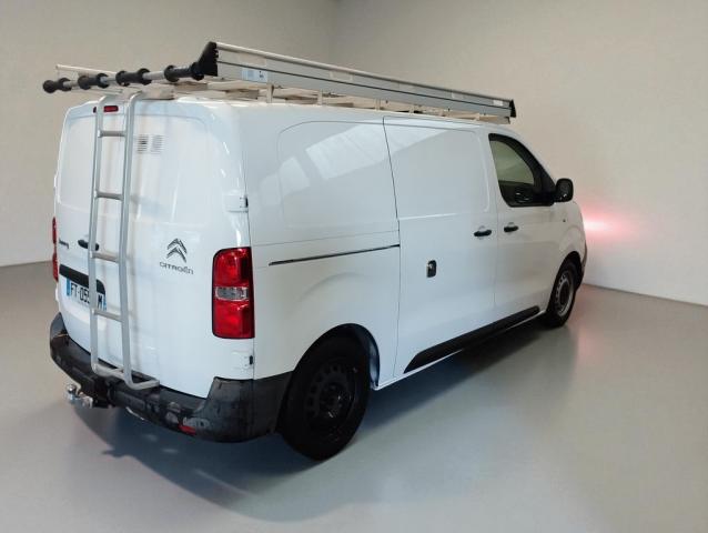 Citroen Jumpy image 2