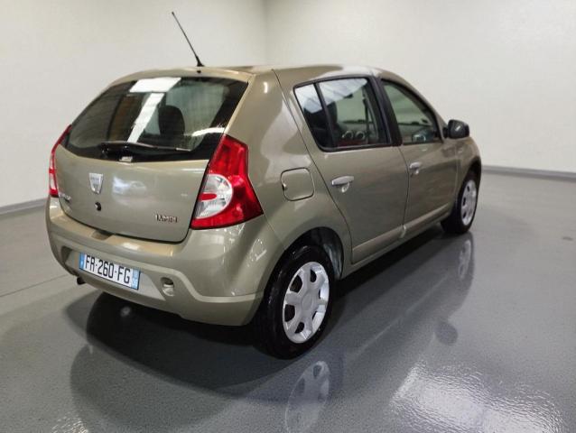 Dacia Sandero image 1