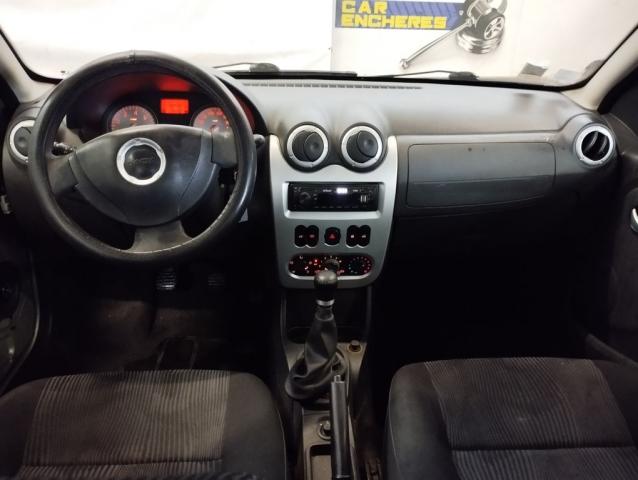 Dacia Sandero image 2