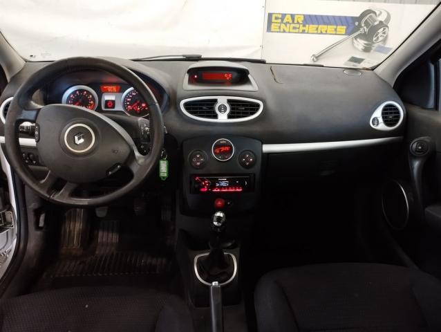 Renault Clio image 1