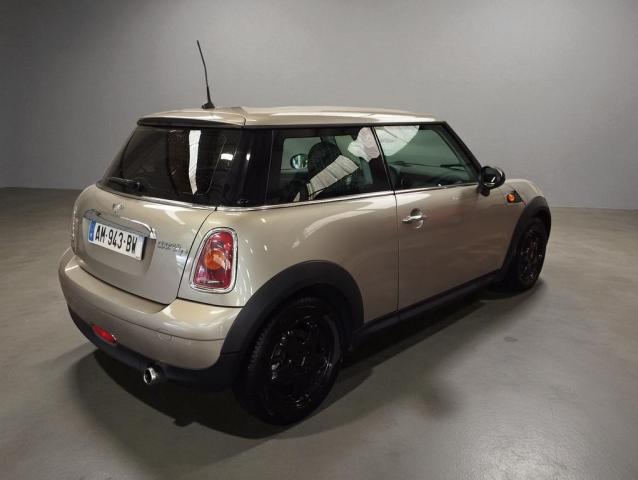 Mini Cooper image 2