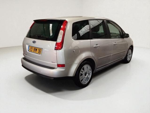 Ford C-Max image 2
