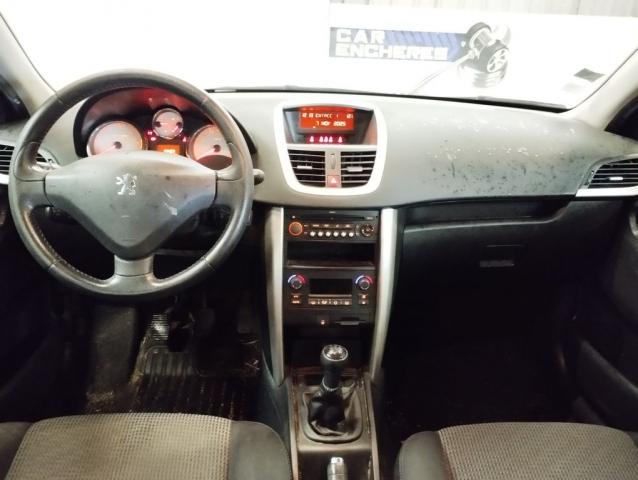 Peugeot 207 image 1