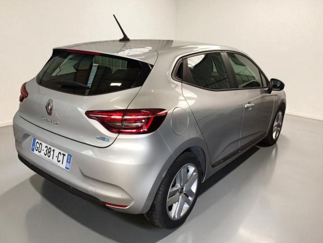Renault Clio image 2