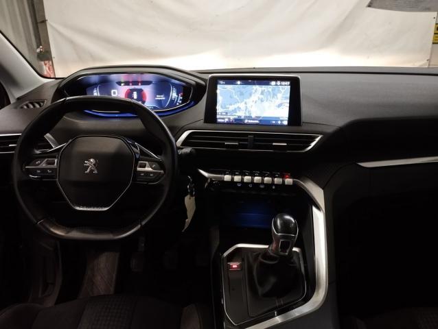 Peugeot 3008 image 2