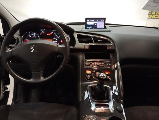 Peugeot 3008 image 3