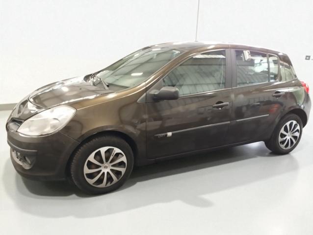 Renault Clio image 6