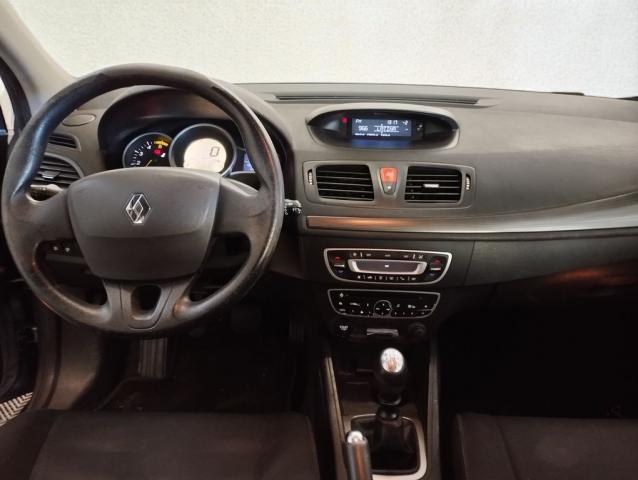 Renault Mégane image 2