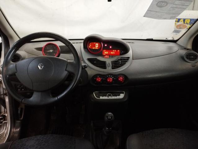 Renault Twingo image 6