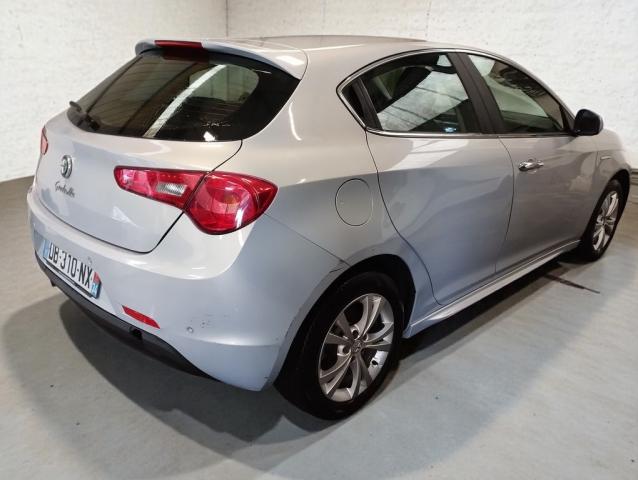 Alfa Romeo Giulietta image 3