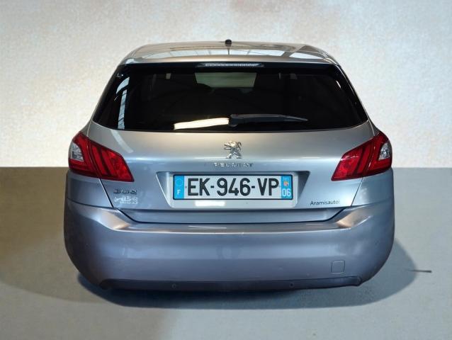 Peugeot 308 image 2