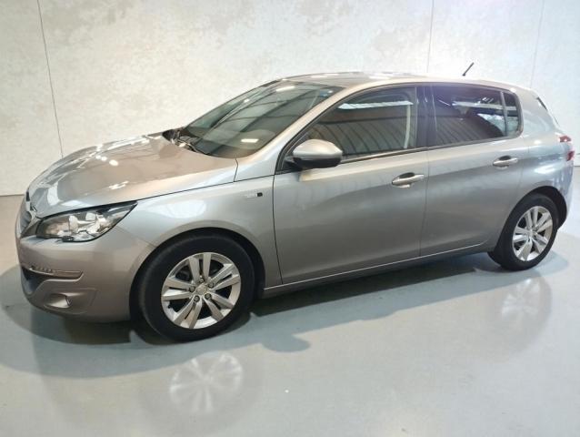 Peugeot 308 image 6