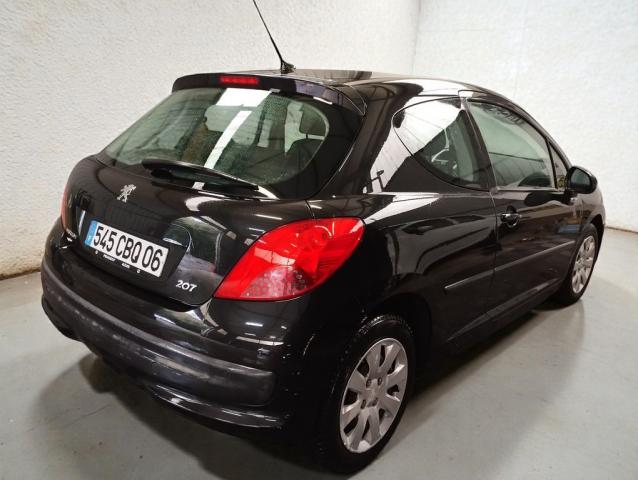 Peugeot 207 image 4