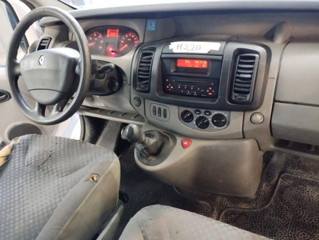 Renault Trafic image 1