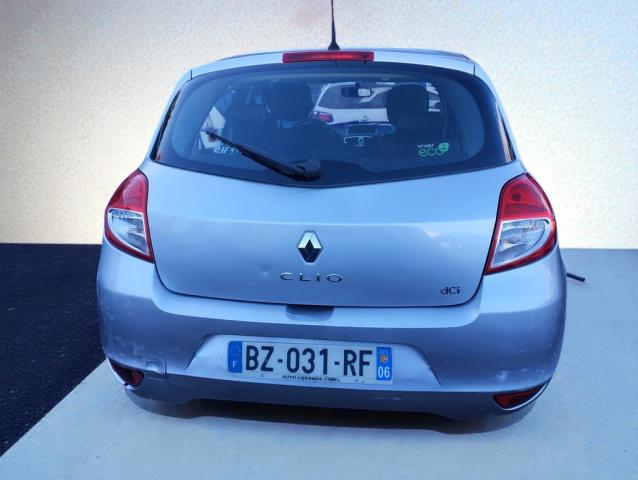 Renault Clio image 2