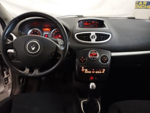 Renault Clio image 3