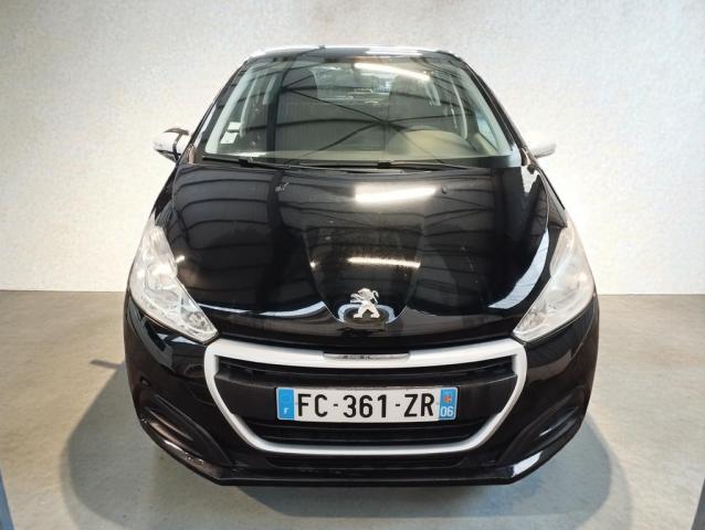 Peugeot 208 image 1