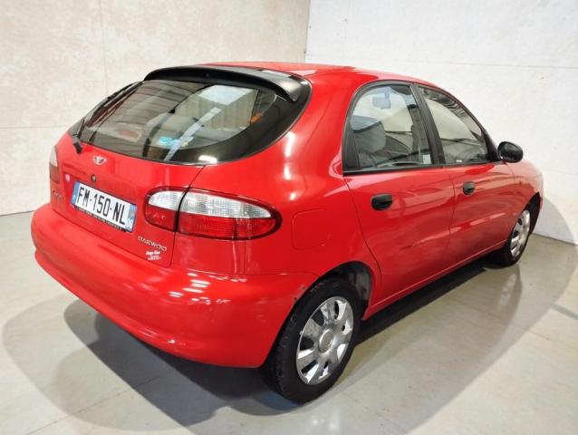 Daewoo Lanos image 1