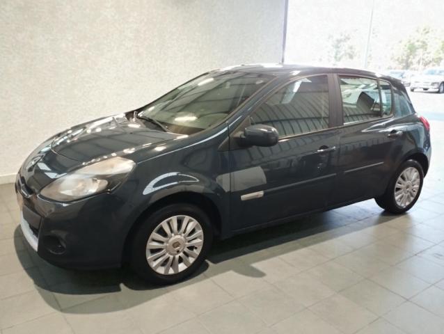 Renault Clio image 1