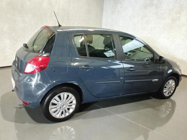 Renault Clio image 3