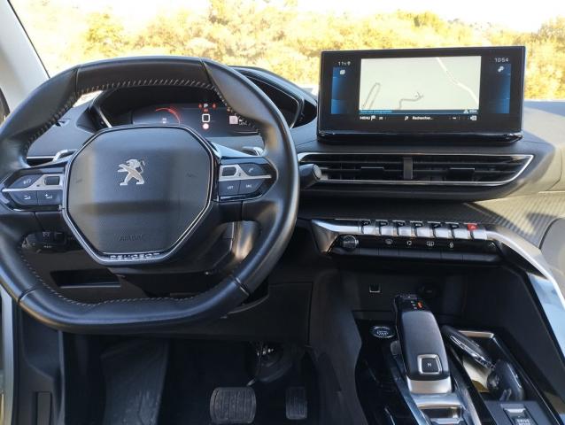 Peugeot 3008 image 1