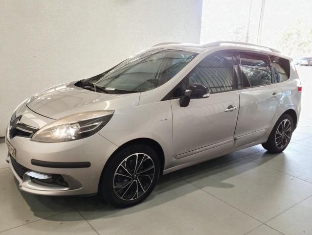 Renault Grand Scénic image 1