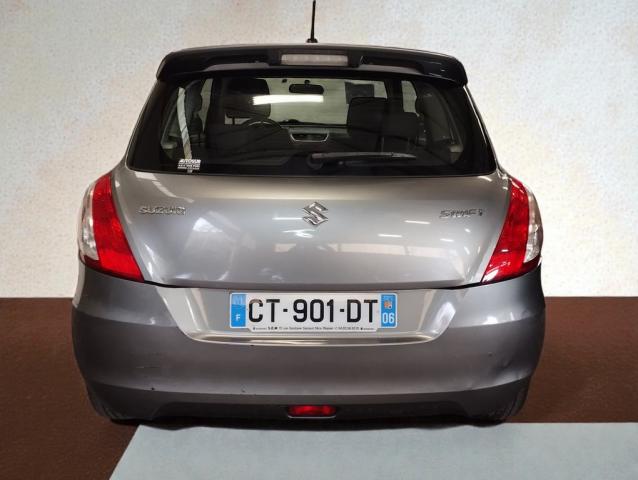 Suzuki Swift image 2