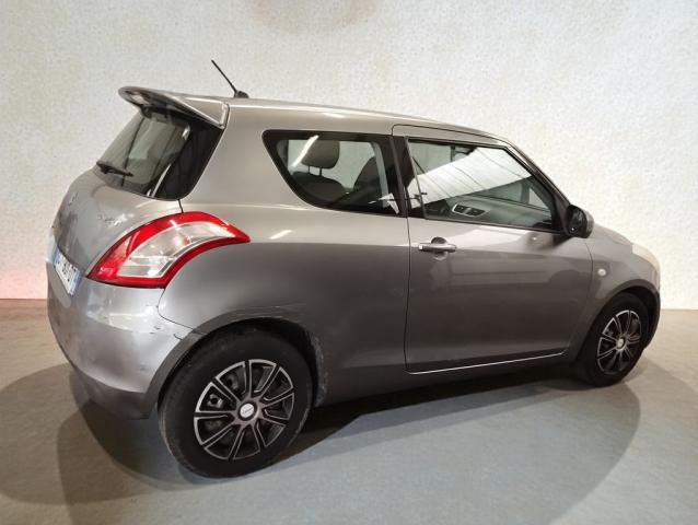 Suzuki Swift image 5
