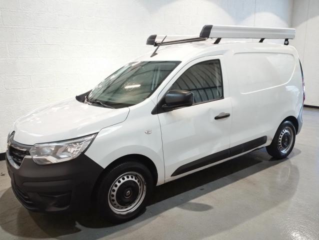 Renault Express Van image 2