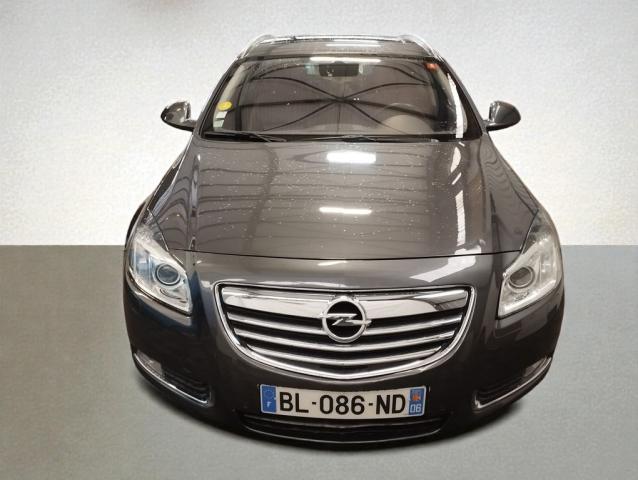 Opel Insignia Sports Tourer image 3