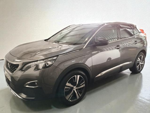 Peugeot 3008 image 2