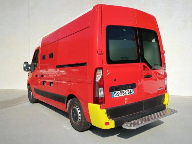 Renault Master image 1