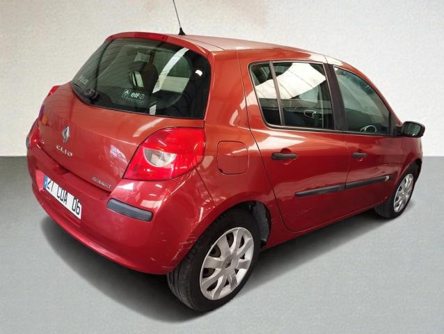 Renault Clio image 3