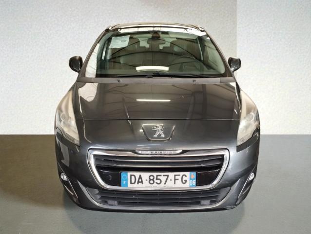 Peugeot 5008 image 6